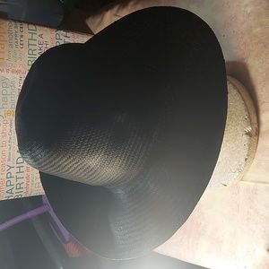 Importina Hat